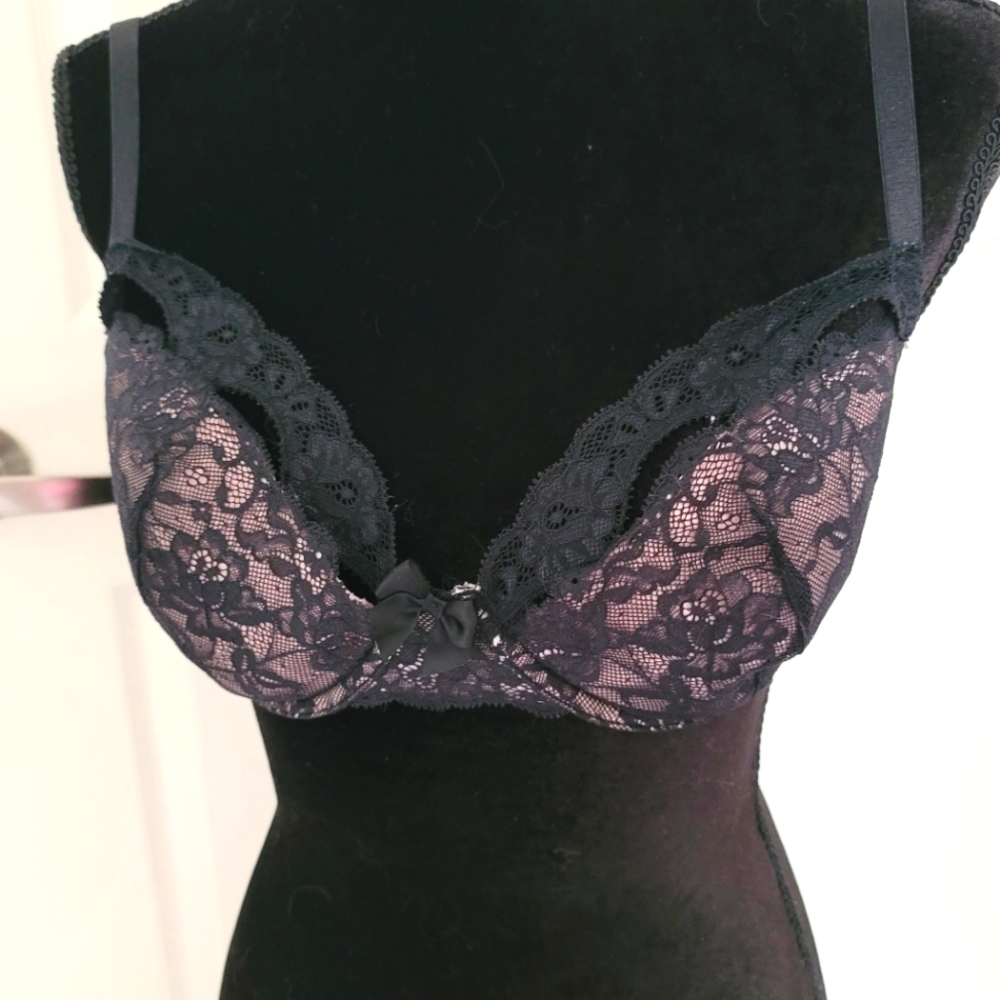 Adore Me | Split Lace Underwire Bra